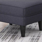 Fauteuil club capitonné et ottoman – Gris / Blé / Bleu, pieds marron foncé, 1 place