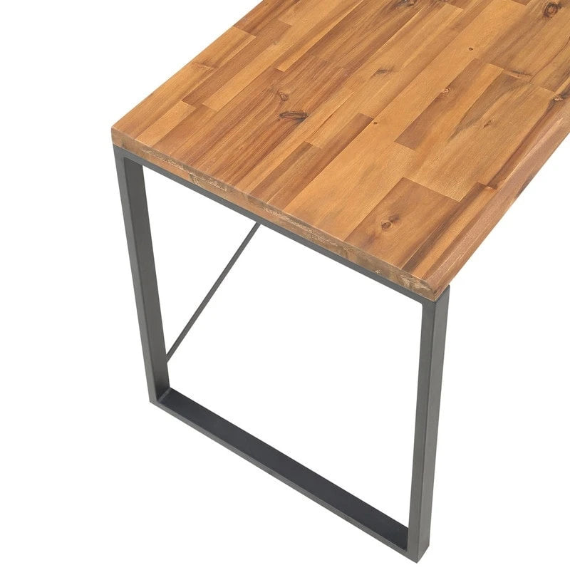 Bureau individuel en bois brun avec bordure naturelle