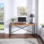 Bureau individuel en bois brun avec bordure naturelle