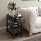 Table d'appoint étroite marron avec plateau relevable et étagère de rangement, pour 1 personne